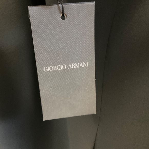 GIORGIO ARMANI BLACK SILK CREPE SHORTS - Picture 5 of 6